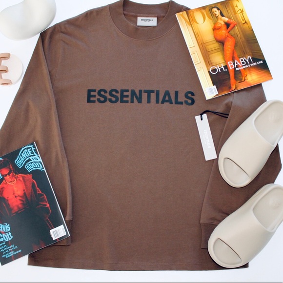 FEAR OF GOD ESSENTIALS SSENSE Exclusive ‘Rain Drum’ LS Tee - Picture 1 of 4